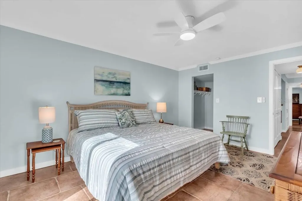 7300 Sunshine Skyway Lane S St Petersburg FL 33711