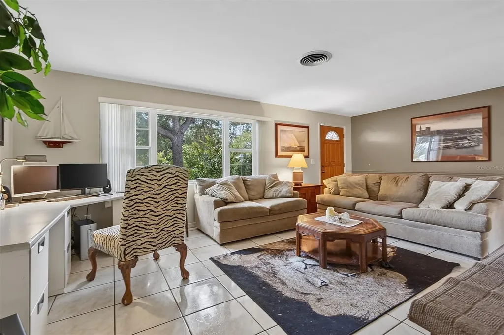 1342 Edmonton Drive Clearwater FL 33756