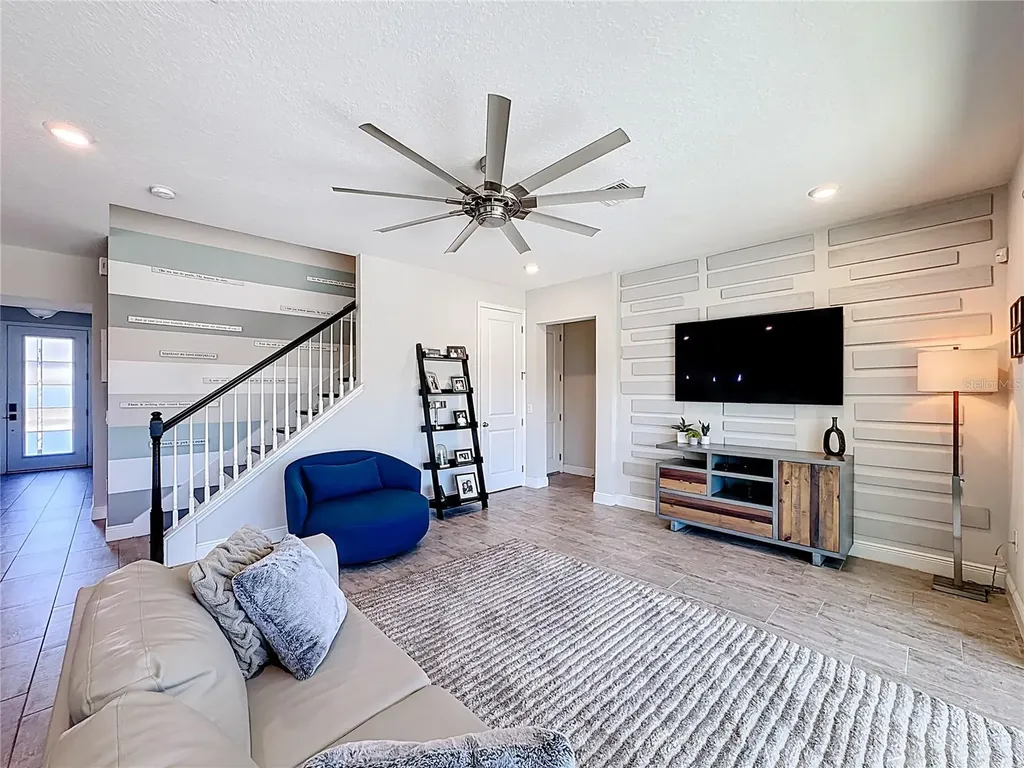 2501 Sky Stone Court Oakland FL 34787