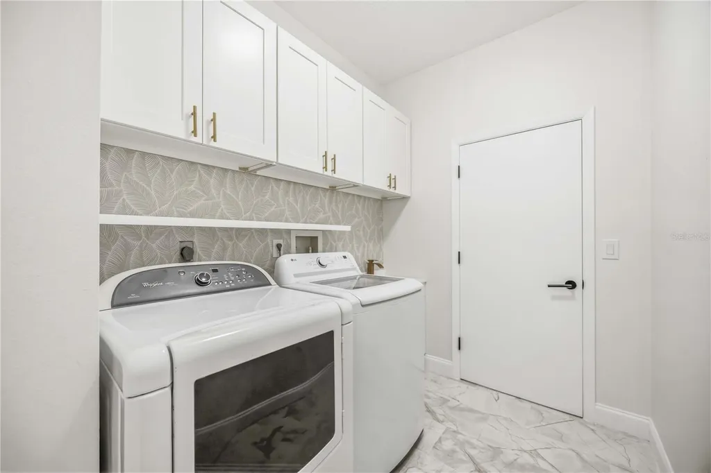 4320 Marcott Circle Sarasota FL 34233