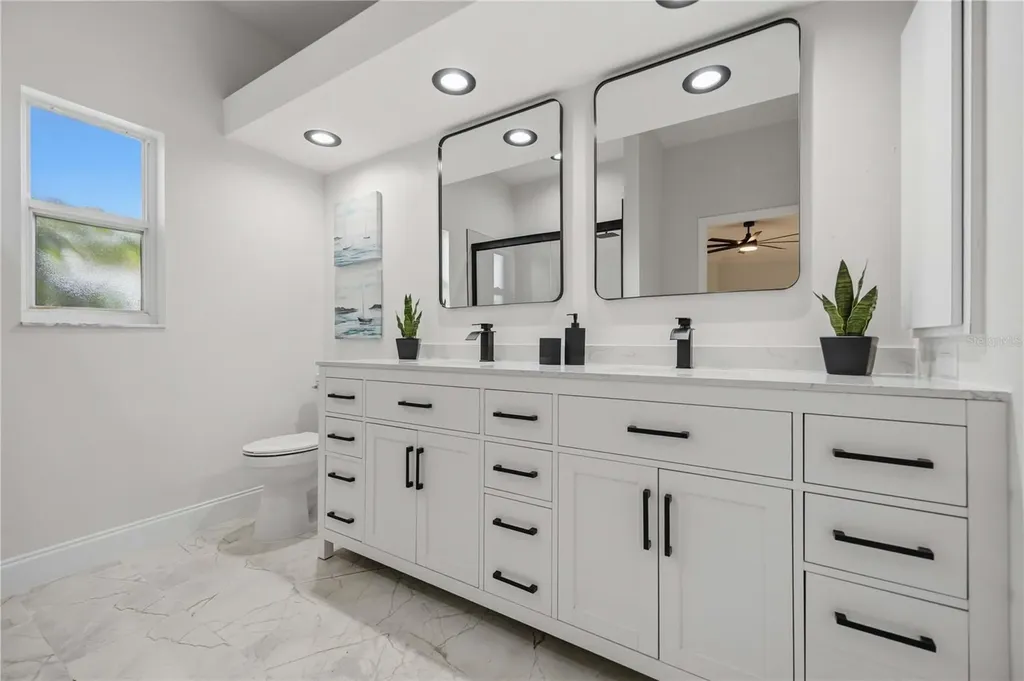 4320 Marcott Circle Sarasota FL 34233