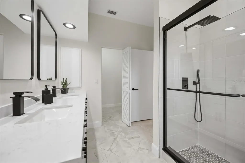 4320 Marcott Circle Sarasota FL 34233