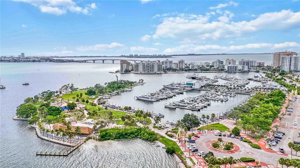 4320 Marcott Circle Sarasota FL 34233
