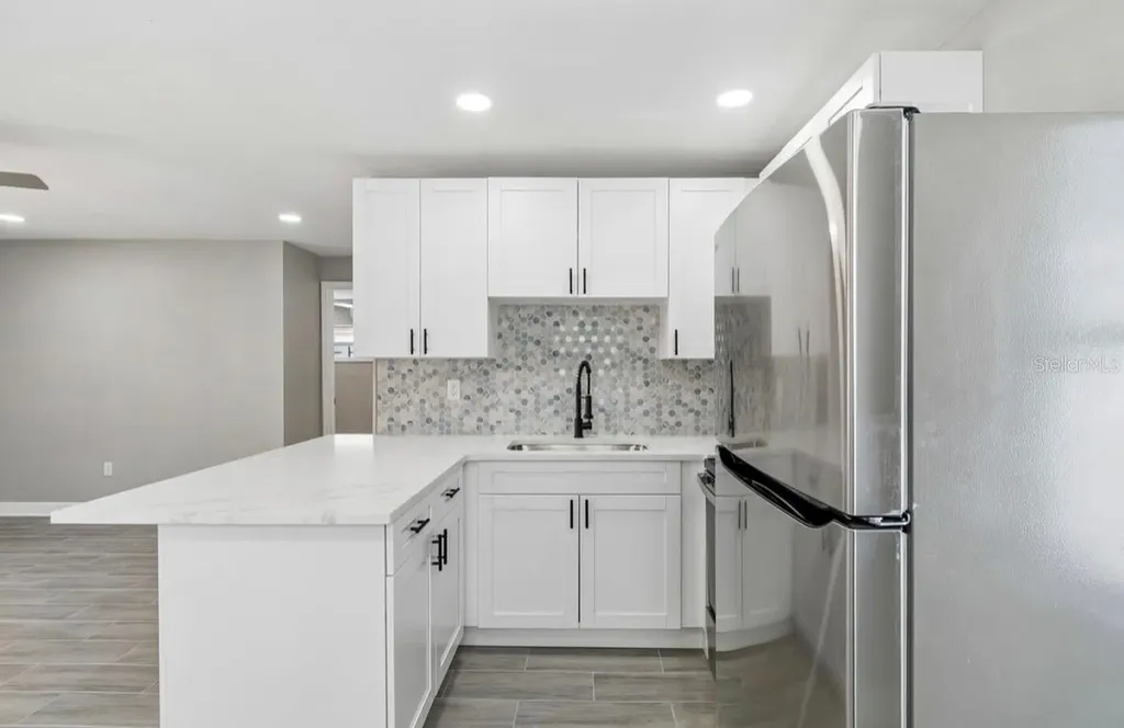 14906 N Bayshore Drive Madeira Beach FL 33708