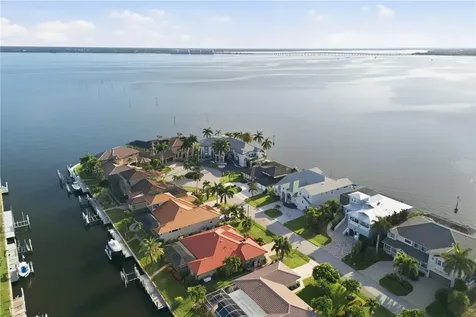 2139 Palm Tree Drive Punta Gorda FL 33950