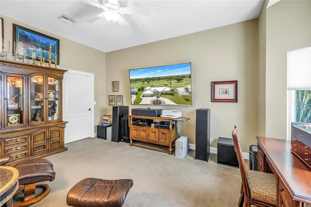 6113 45th Street W Bradenton FL 34210
