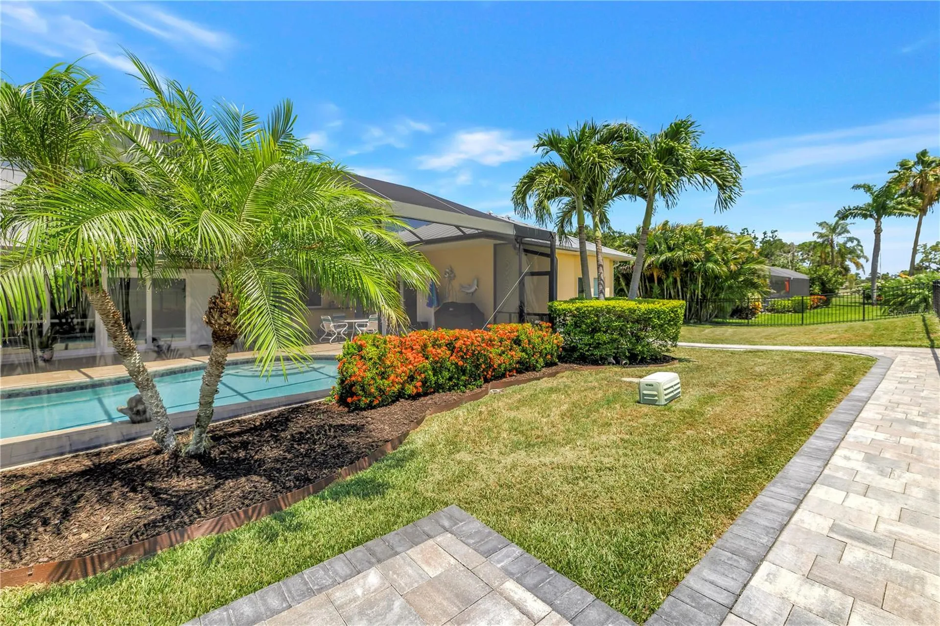 6113 45th Street W Bradenton FL 34210