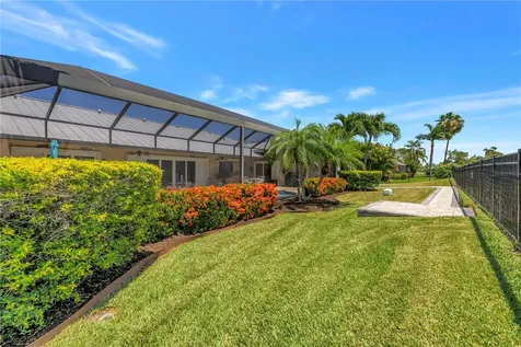6113 45th Street W Bradenton FL 34210