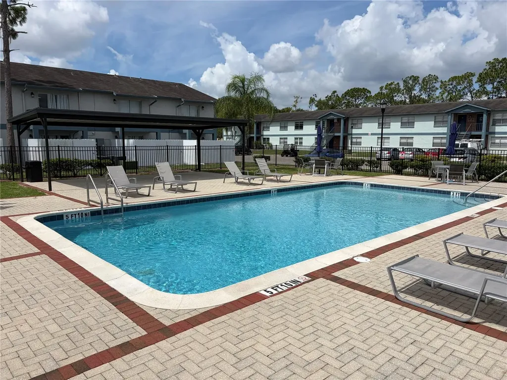 14516 Seaford Circle Tampa FL 33613