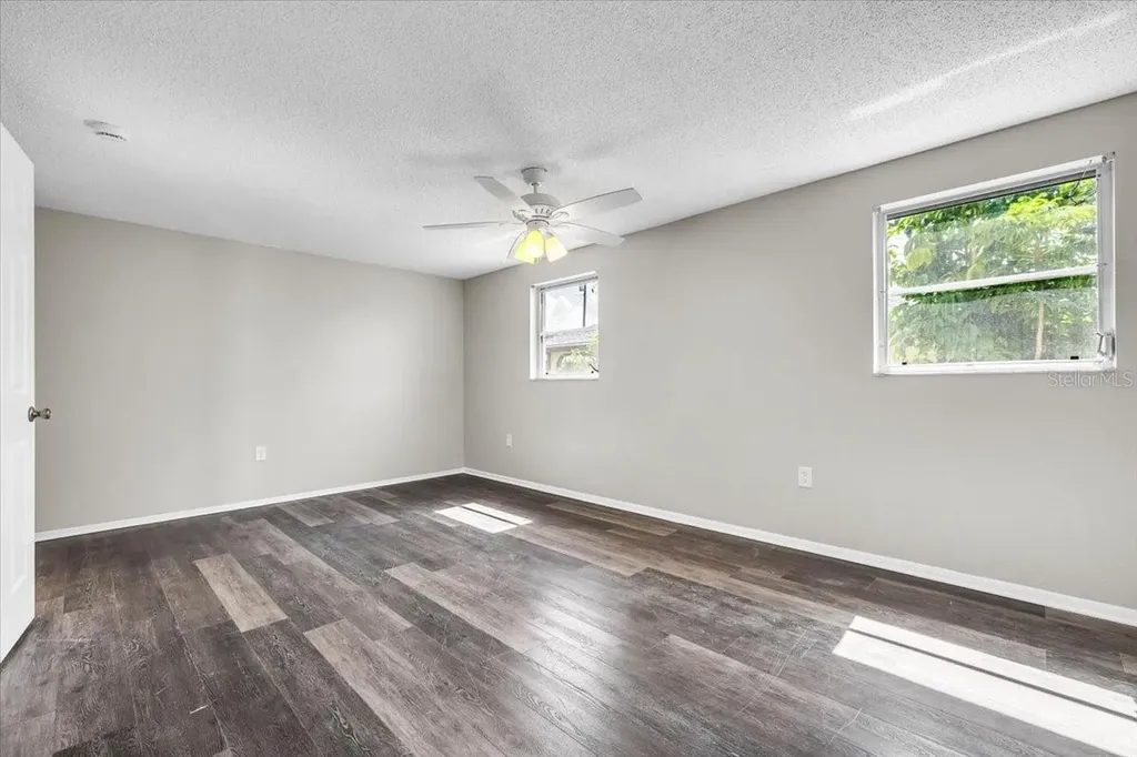528 Magnolia Avenue NW Port Charlotte FL 33952