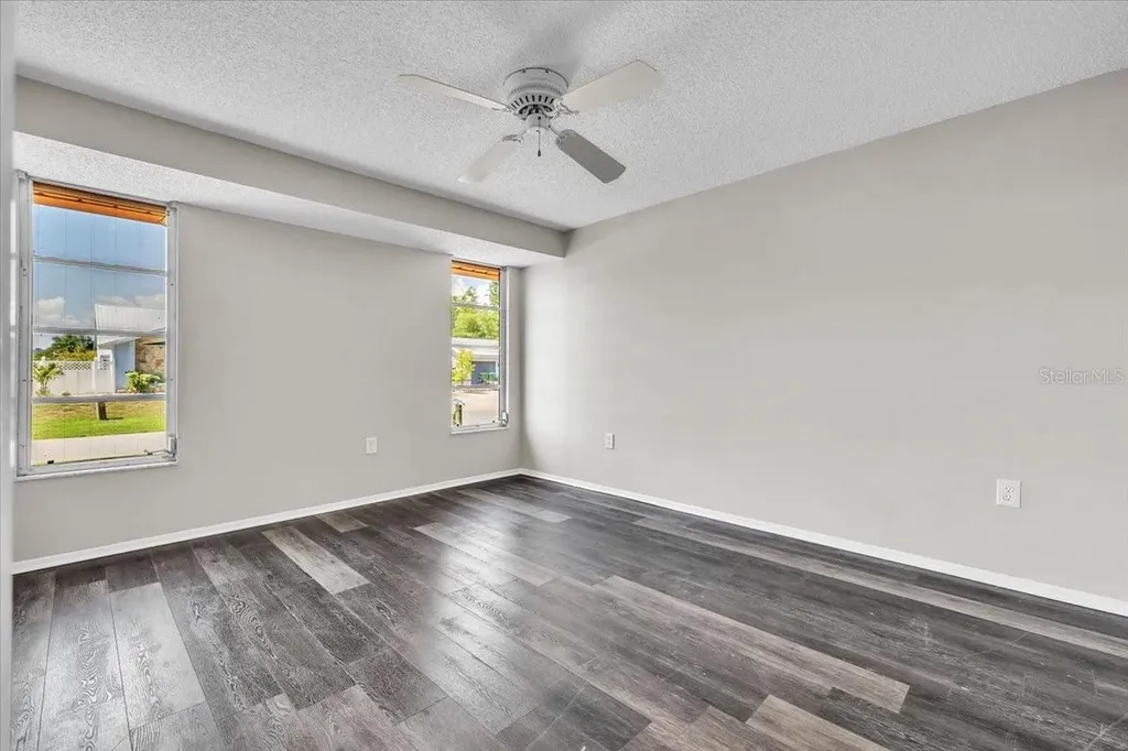 528 Magnolia Avenue NW Port Charlotte FL 33952