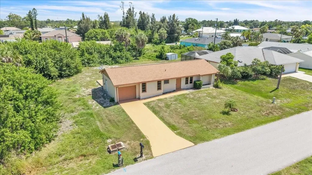 528 Magnolia Avenue NW Port Charlotte FL 33952