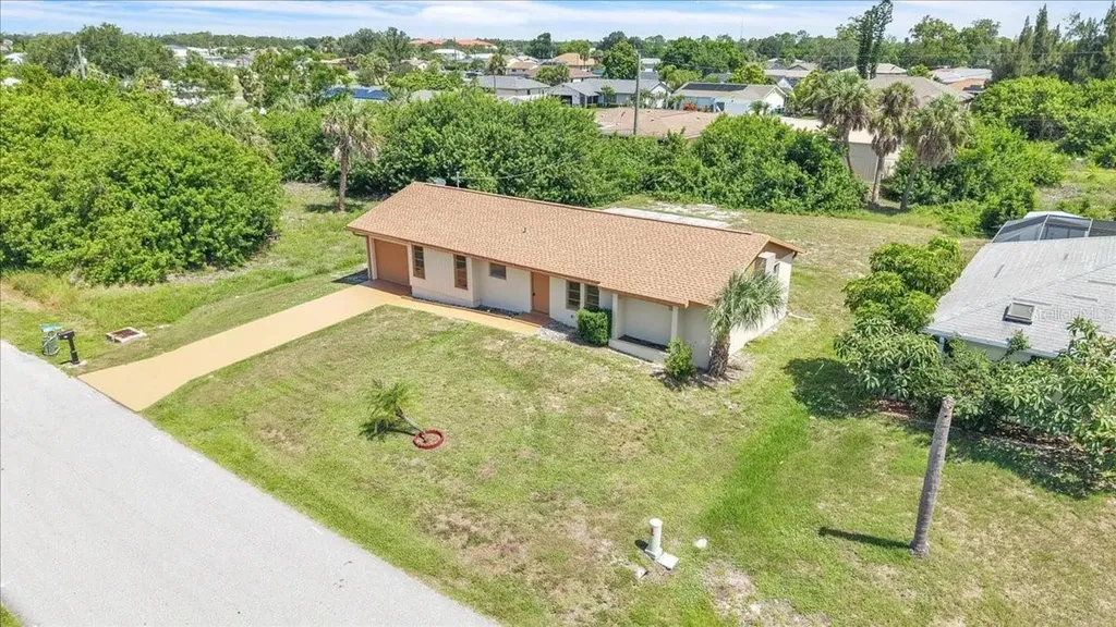528 Magnolia Avenue NW Port Charlotte FL 33952