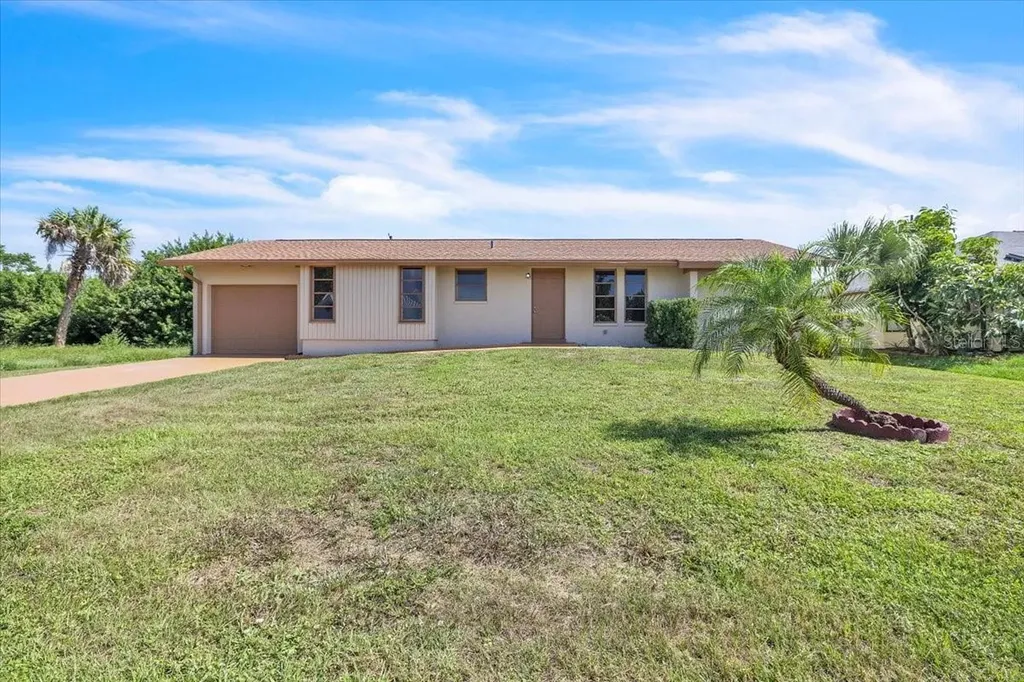 528 Magnolia Avenue NW Port Charlotte FL 33952