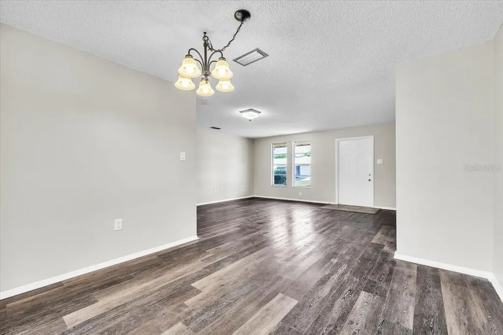 528 Magnolia Avenue NW Port Charlotte FL 33952