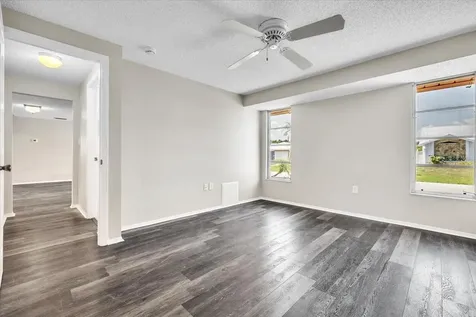 528 Magnolia Avenue NW Port Charlotte FL 33952
