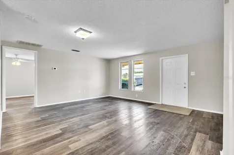 528 Magnolia Avenue NW Port Charlotte FL 33952