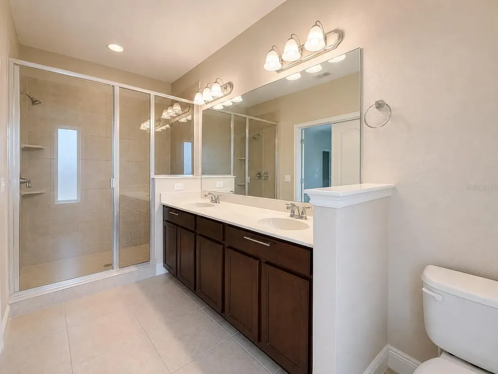 14225 Walcott Avenue Orlando FL 32827