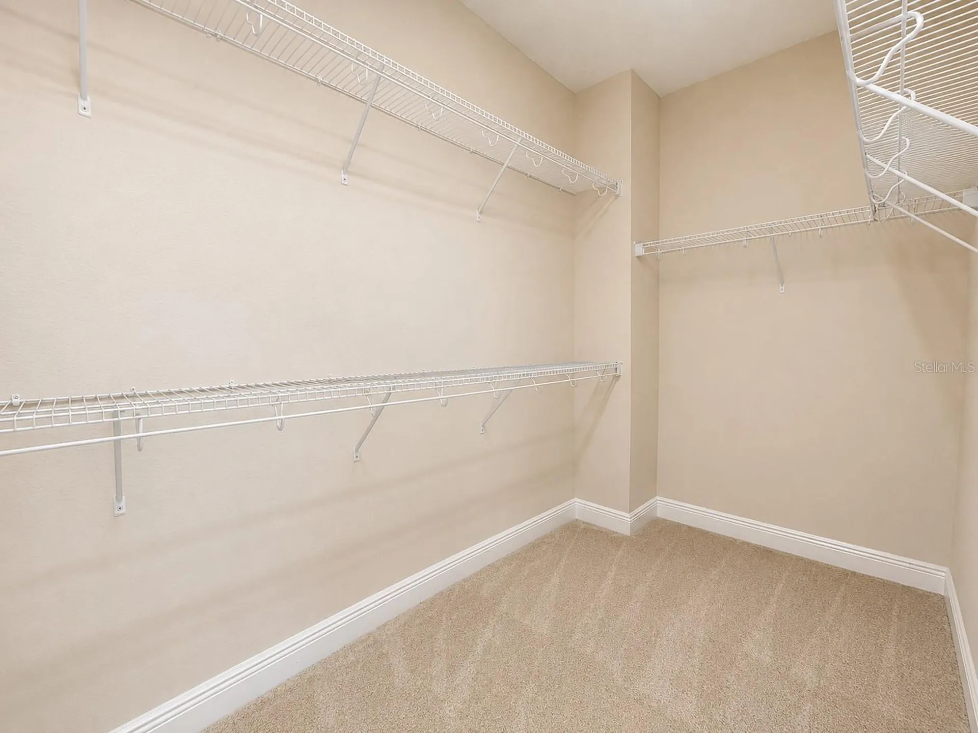 14225 Walcott Avenue Orlando FL 32827