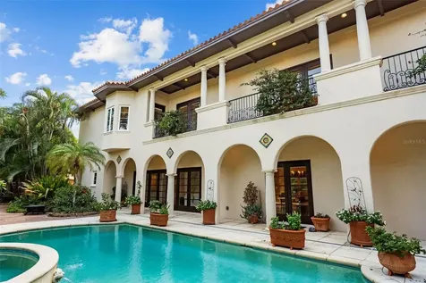 4803 W Woodmere Road Tampa FL 33609
