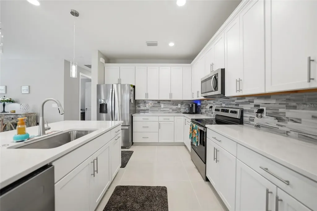 2117 Laurifolia Court North Port FL 34289