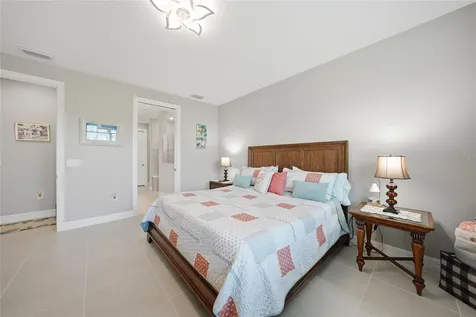 2117 Laurifolia Court North Port FL 34289
