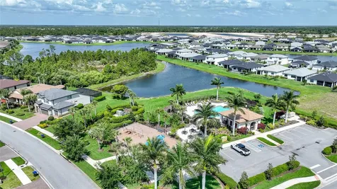 2117 Laurifolia Court North Port FL 34289