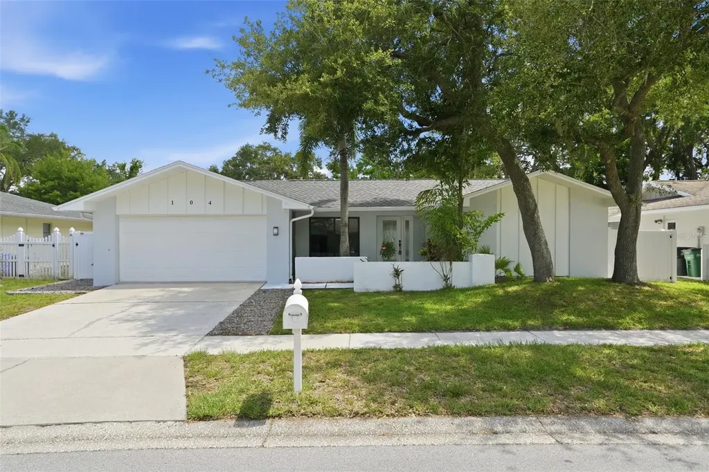 104 Nestlebranch Drive Safety Harbor FL 34695
