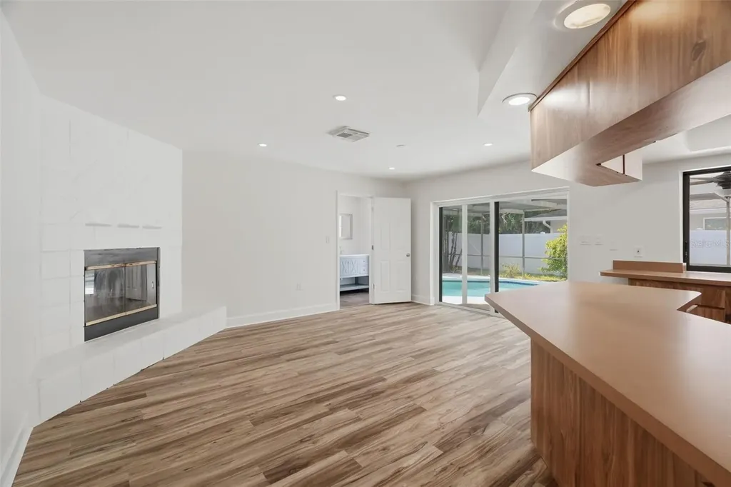 104 Nestlebranch Drive Safety Harbor FL 34695