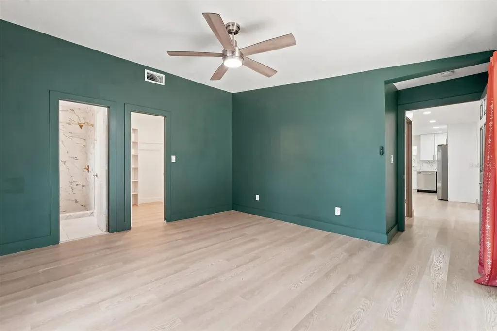 6691 56th Avenue N St Petersburg FL 33709
