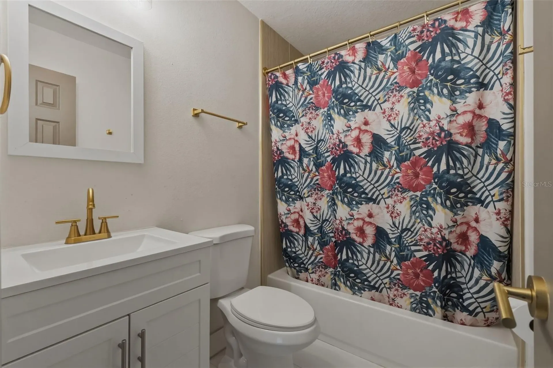 6691 56th Avenue N St Petersburg FL 33709