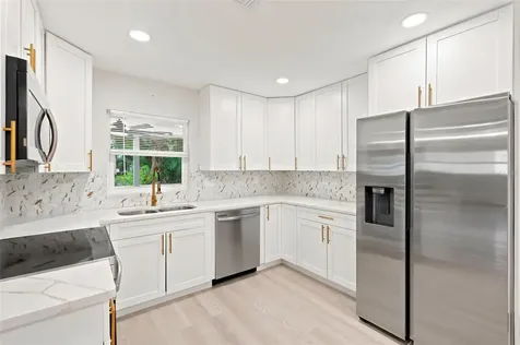 6691 56th Avenue N St Petersburg FL 33709