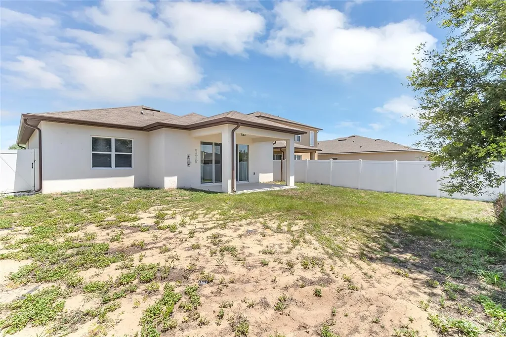 558 Meadow Pointe Drive Haines City FL 33844