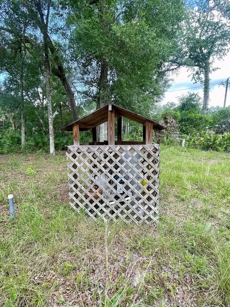 7181 NW 167th Place Trenton FL 32693