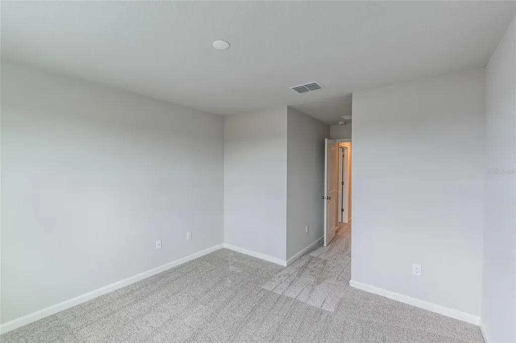 19309 Blue Pond Drive Lutz FL 33558