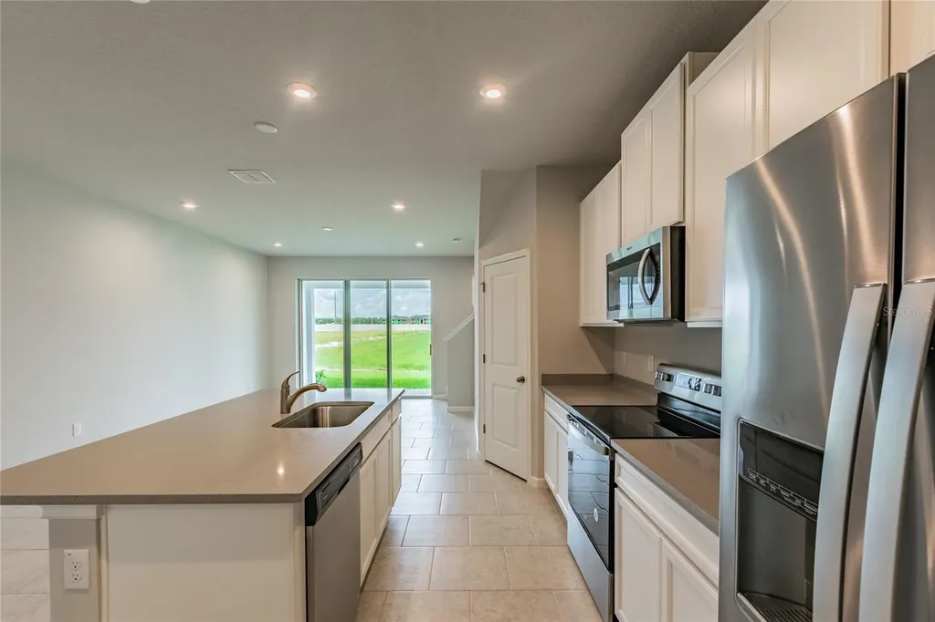 19309 Blue Pond Drive Lutz FL 33558