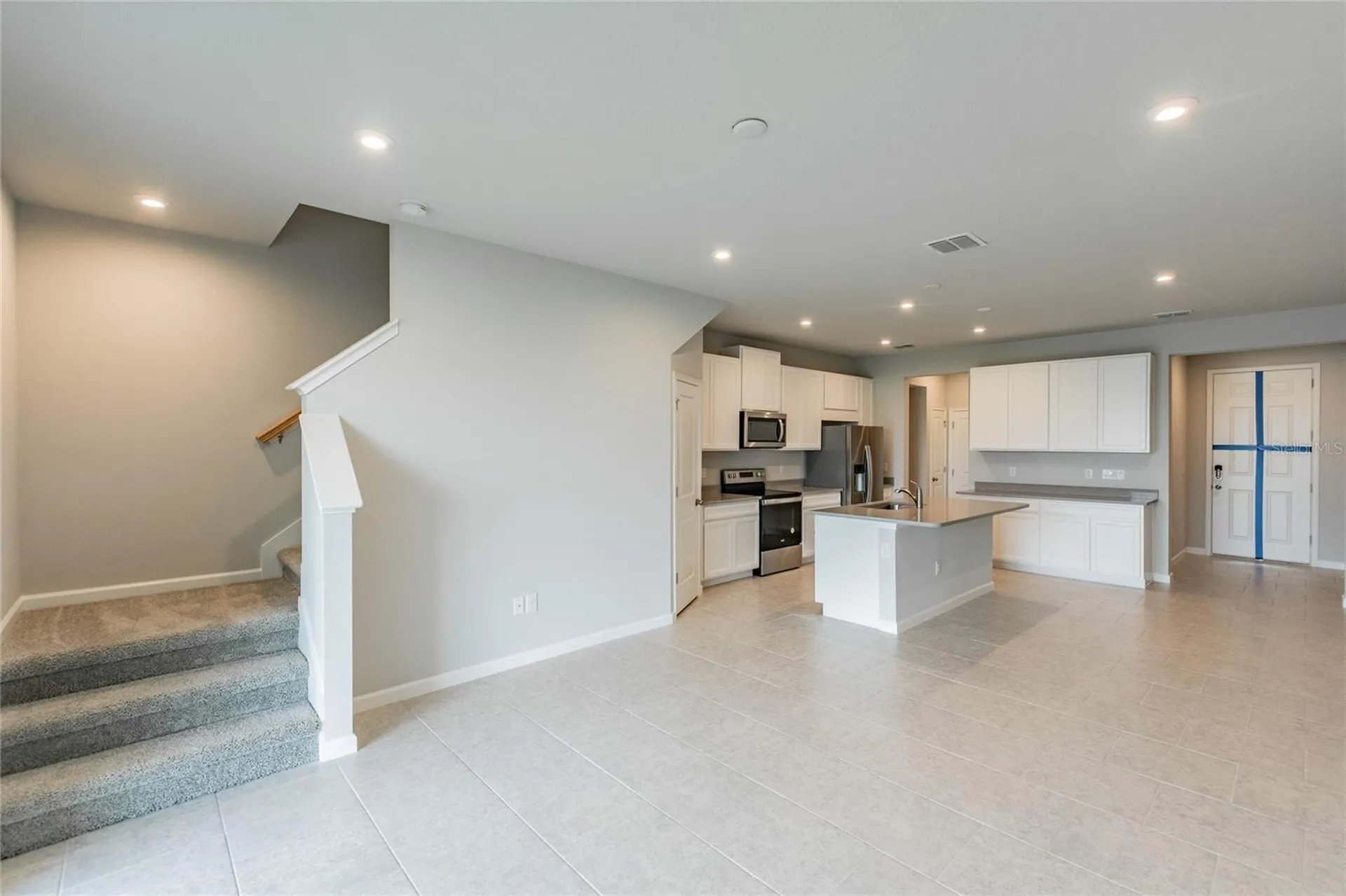 19309 Blue Pond Drive Lutz FL 33558