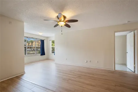 4512 Commander Drive Orlando FL 32822