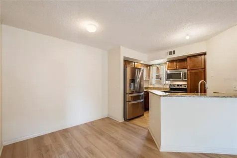 4512 Commander Drive Orlando FL 32822