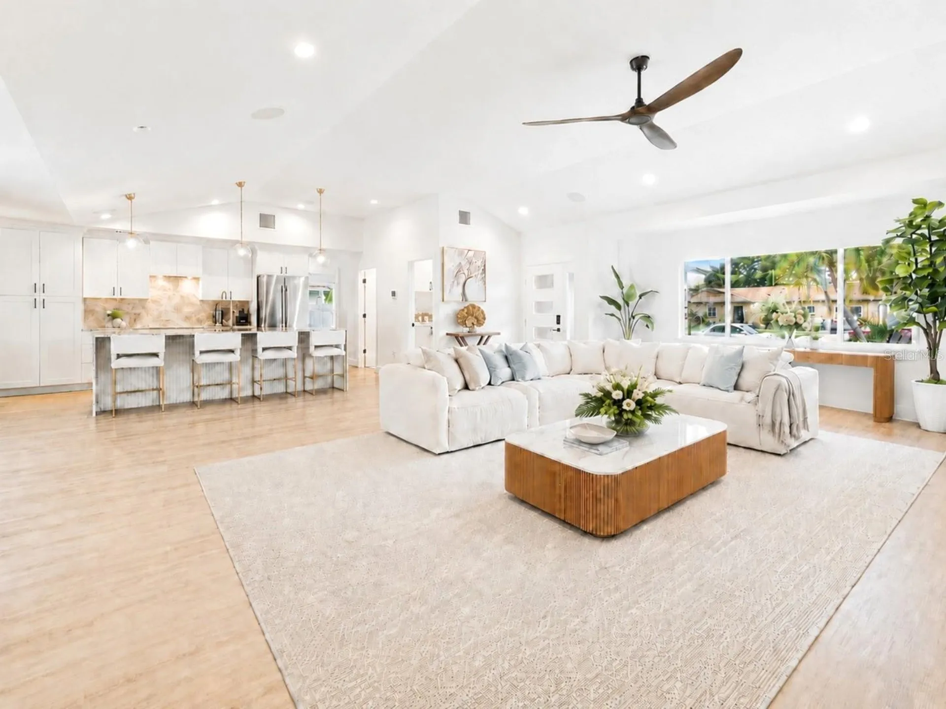 906 Samy Drive Tampa FL 33613