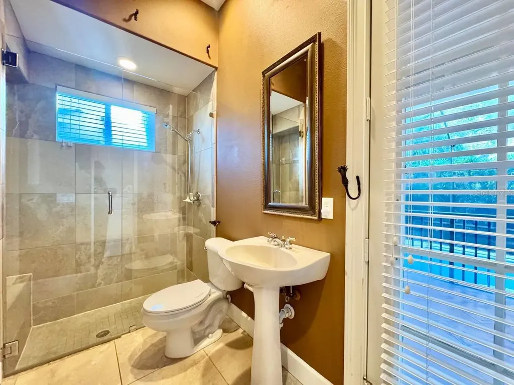 4620 W Browning Avenue Tampa FL 33629