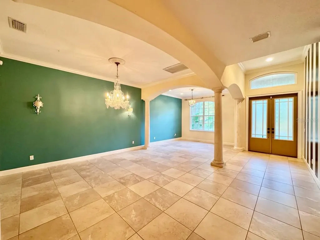 4620 W Browning Avenue Tampa FL 33629