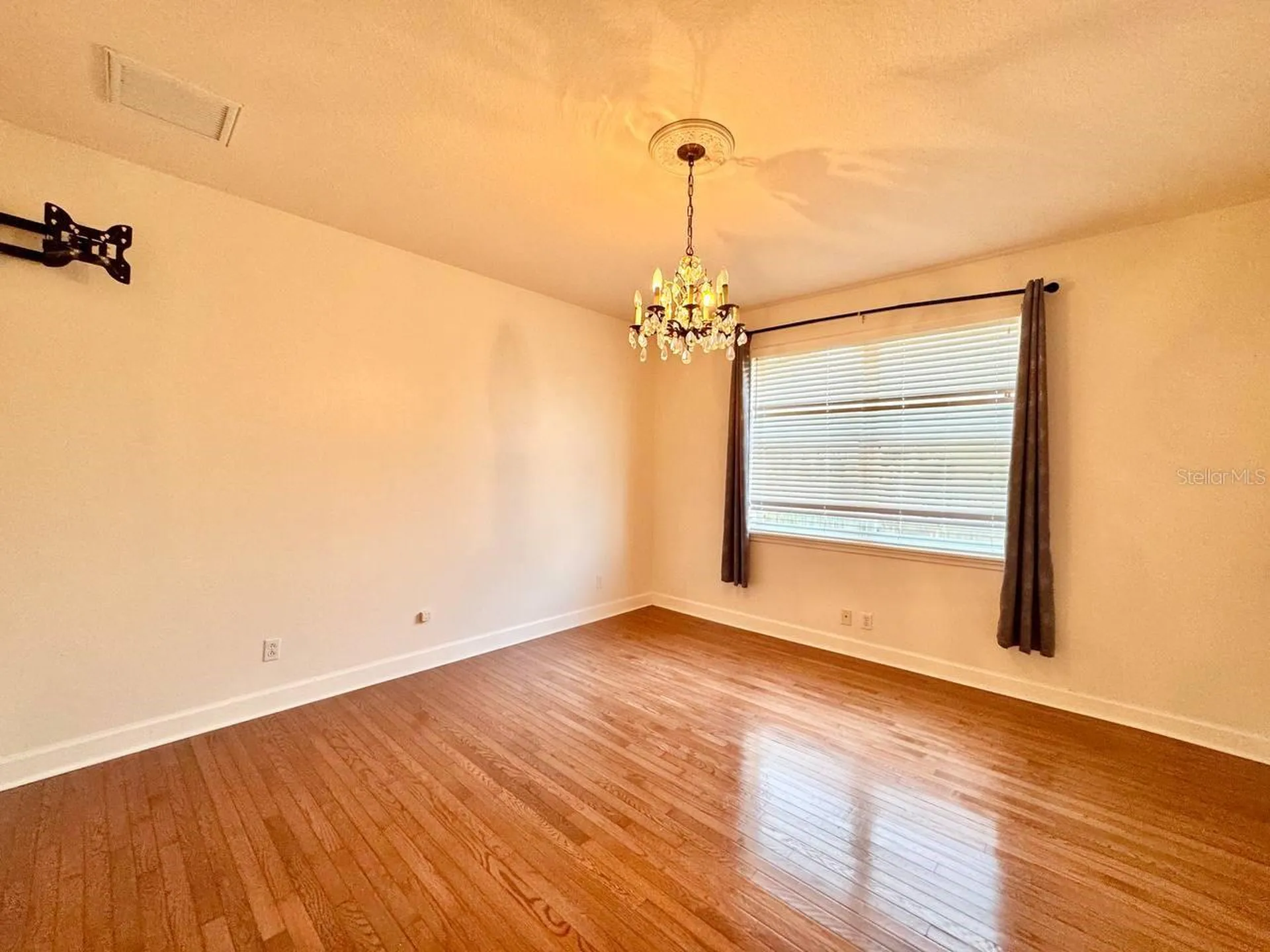 4620 W Browning Avenue Tampa FL 33629