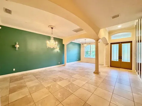 4620 W Browning Avenue Tampa FL 33629