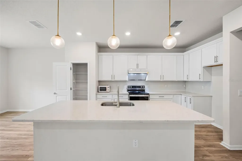 2993 Pier Pointe Lane Clearwater FL 33760