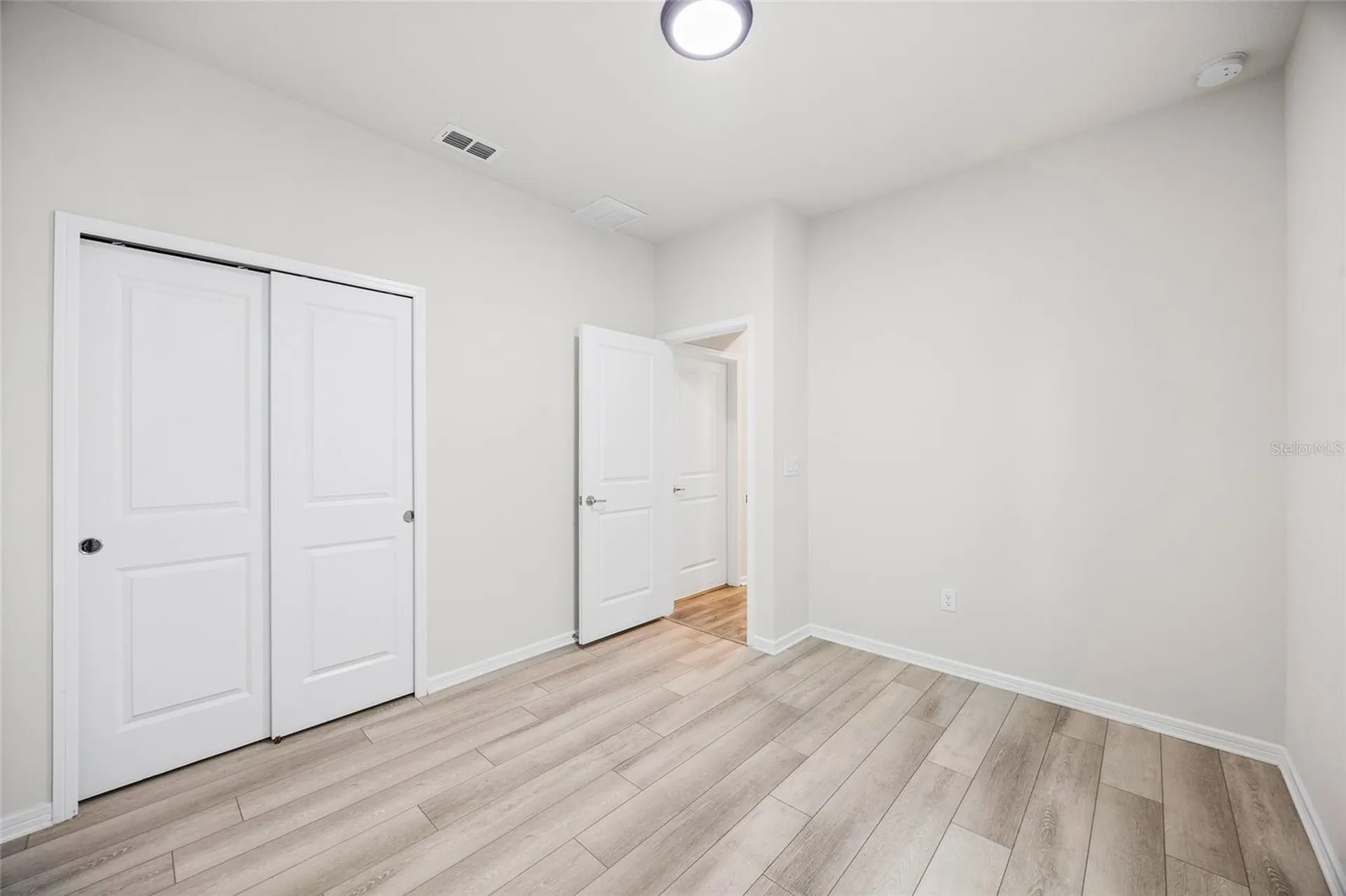 2993 Pier Pointe Lane Clearwater FL 33760