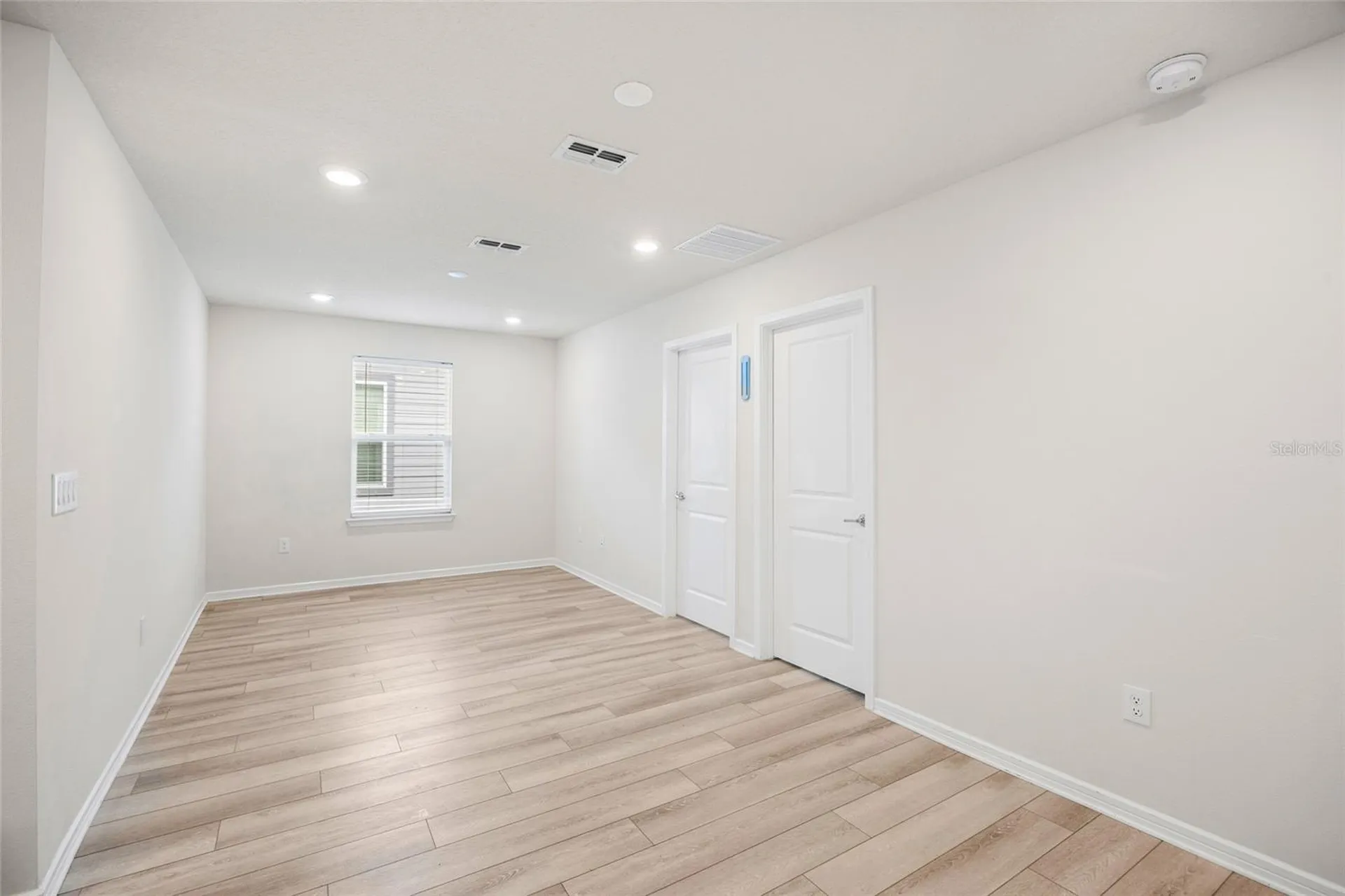 2993 Pier Pointe Lane Clearwater FL 33760