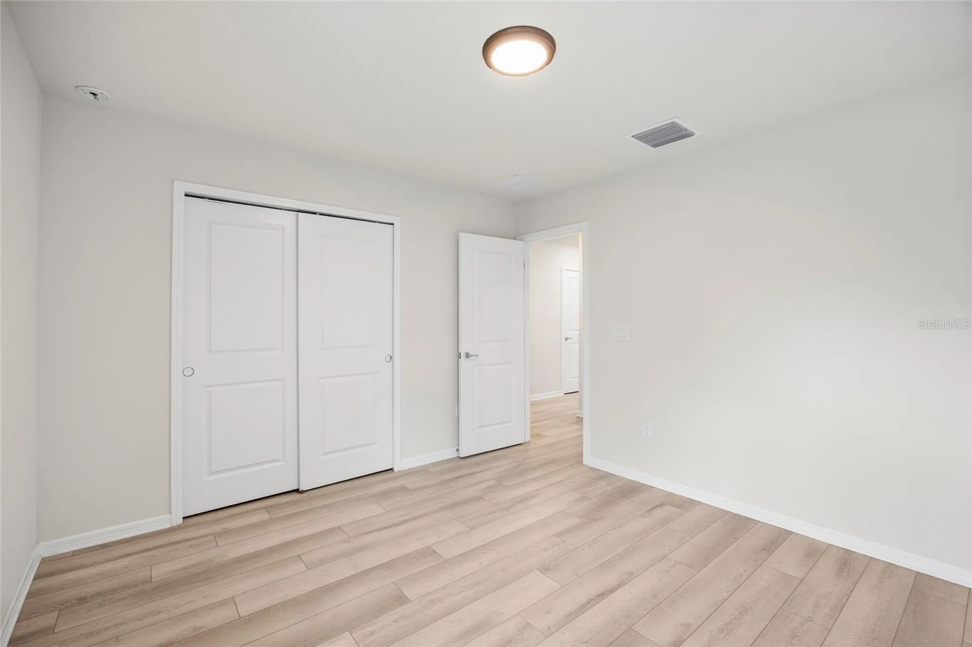 2993 Pier Pointe Lane Clearwater FL 33760