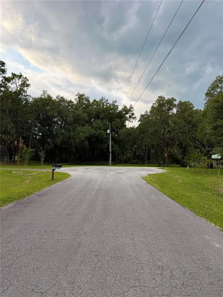 000 NW 68 Terrace Chiefland FL 32626