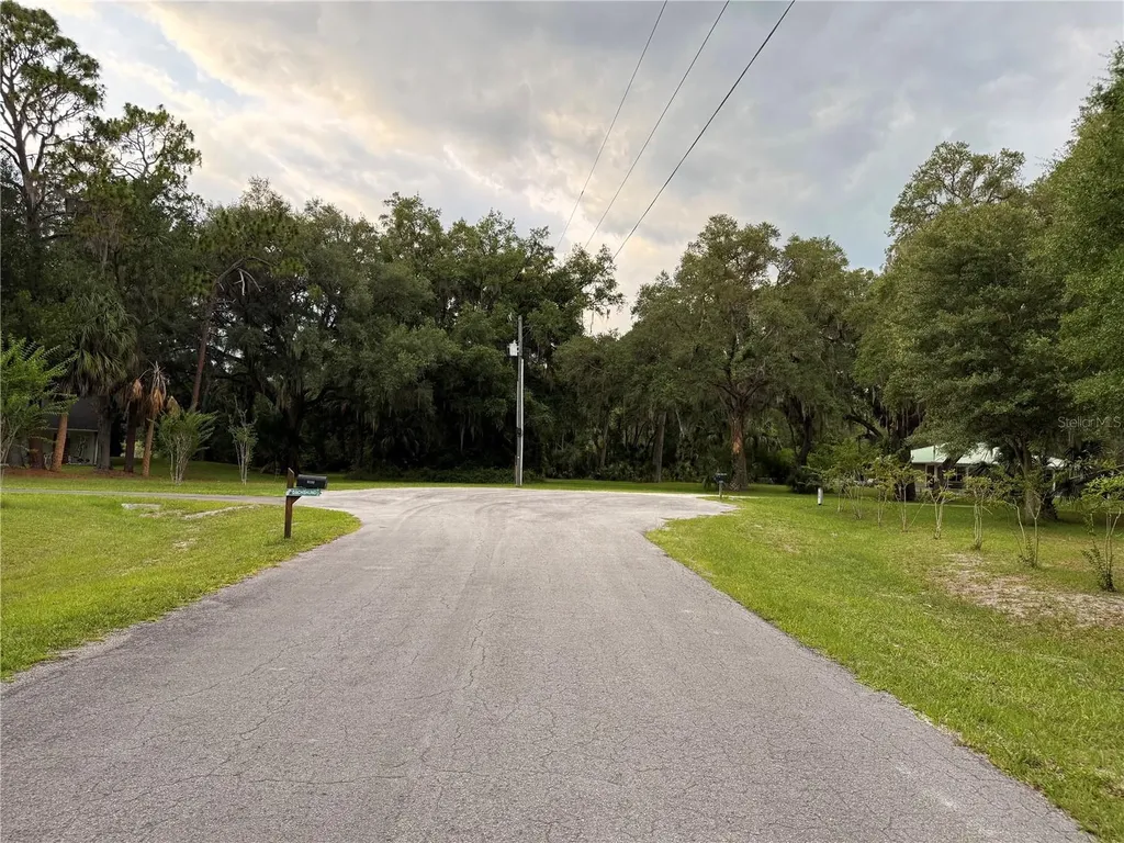 000 NW 68 Terrace Chiefland FL 32626